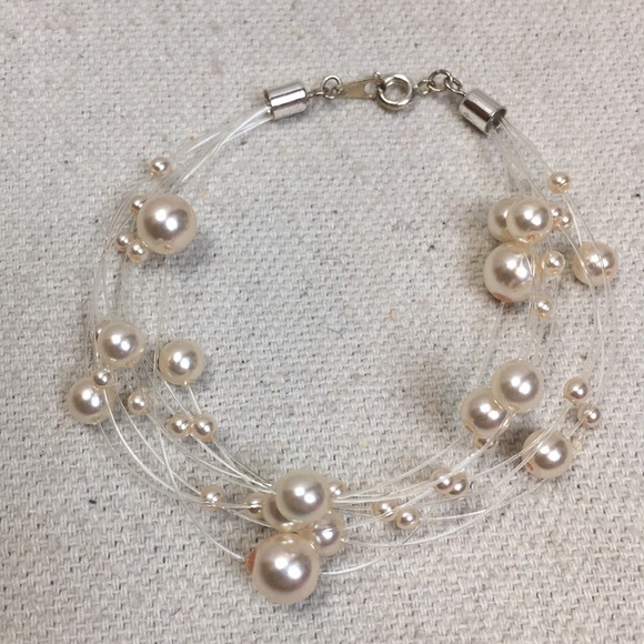 Multi strand Illusion Pearl Bracelet - Picture 3 of 5